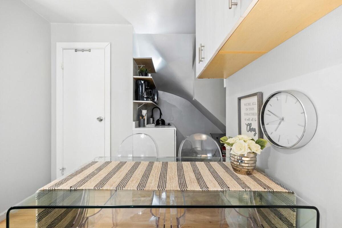 Studio Haven In Times Square & Nearby Restaurants Nowy Jork Zewnętrze zdjęcie